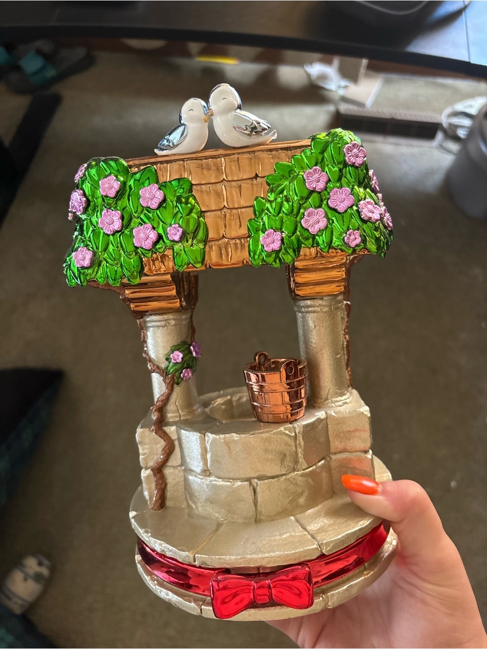 NWT Snow White wishing well candle pedestal 2/26 bath and body works collab